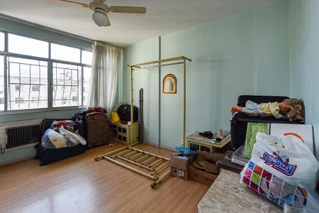 Apartamento à venda com 208m², 4 quartos e 1 vagaSuíte