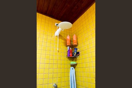 Casa à venda com 450m², 6 quartos e 4 vagas Casa à venda com 450m², 6 quartos e 4 vagasBanheiro