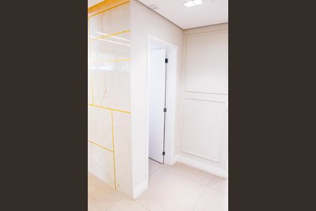 Casa à venda com 450m², 6 quartos e 4 vagas Casa à venda com 450m², 6 quartos e 4 vagasSala