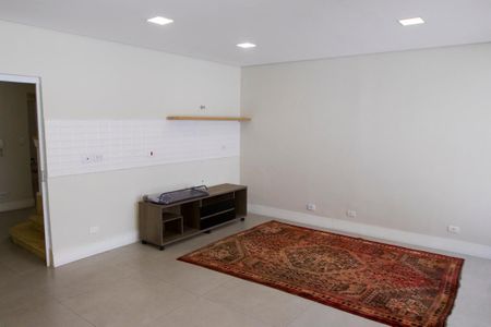 Casa à venda com 450m², 6 quartos e 4 vagas Casa à venda com 450m², 6 quartos e 4 vagasSala