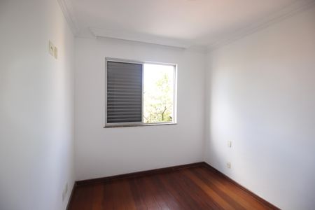 Apartamento à venda com 138m², 4 quartos e 2 vagasQuarto 1
