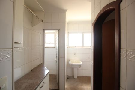 Apartamento à venda com 138m², 4 quartos e 2 vagasÁrea de serviço