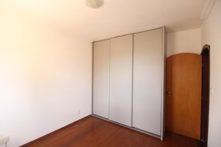 Apartamento à venda com 138m², 4 quartos e 2 vagasQuarto 3