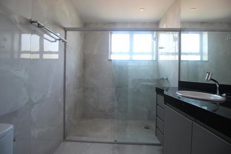 Apartamento à venda com 138m², 4 quartos e 2 vagasBanheiro