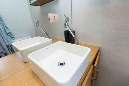 Casa à venda com 118m², 3 quartos e 4 vagas Casa à venda com 118m², 3 quartos e 4 vagasBanheiro da Suíte