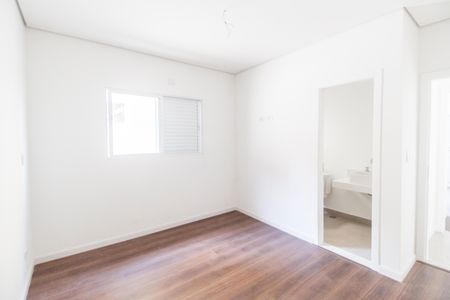 Casa de condomínio à venda com 220m², 3 quartos e 4 vagasSuíte 3