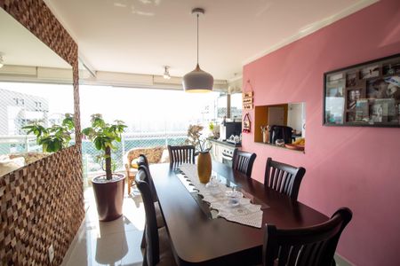 Apartamento à venda com 75m², 2 quartos e 2 vagasSala de Jantar