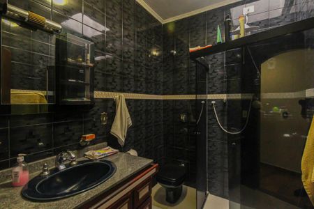 Casa à venda com 250m², 3 quartos e 2 vagasBanheiro