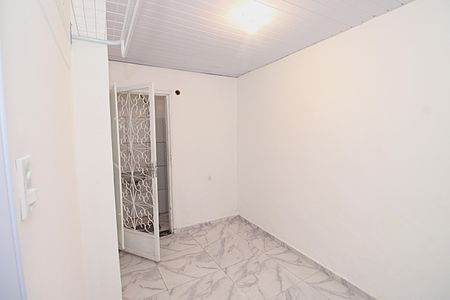 Casa para alugar com 65m², 1 quarto e sem vagaQuarto