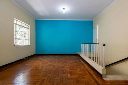 Casa à venda com 186m², 2 quartos e 5 vagas