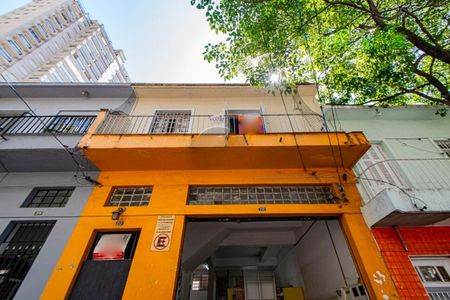 Casa à venda com 186m², 2 quartos e 5 vagas