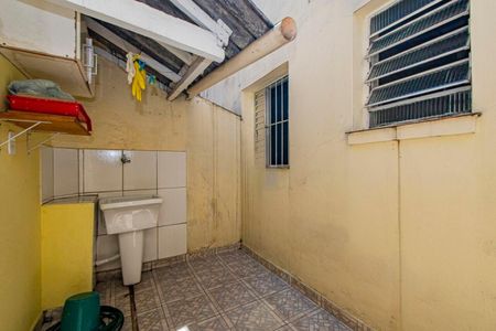 Casa à venda com 186m², 2 quartos e 5 vagas