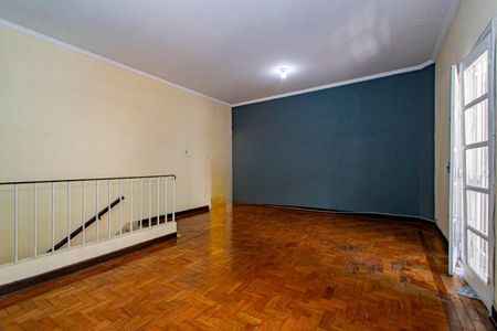 Casa à venda com 186m², 2 quartos e 5 vagas