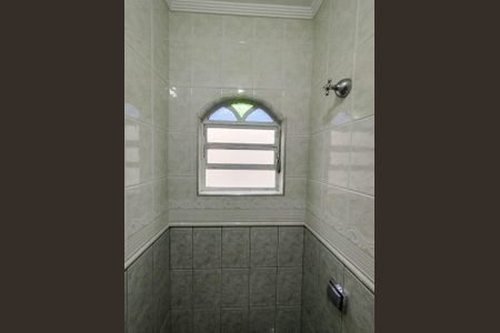 Casa à venda com 169m², 3 quartos e 2 vagas Casa à venda com 169m², 3 quartos e 2 vagasLavabo