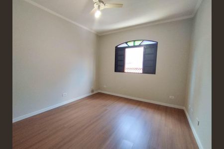 Casa à venda com 169m², 3 quartos e 2 vagas Casa à venda com 169m², 3 quartos e 2 vagasQuarto 2