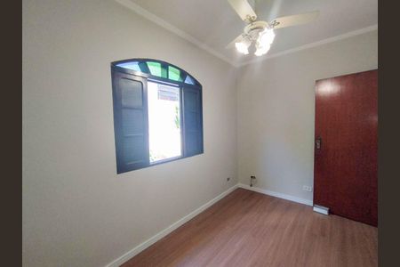 Casa à venda com 169m², 3 quartos e 2 vagas Casa à venda com 169m², 3 quartos e 2 vagasQuarto 2