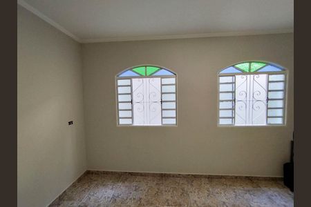 Casa à venda com 169m², 3 quartos e 2 vagas Casa à venda com 169m², 3 quartos e 2 vagasSala de Jantar