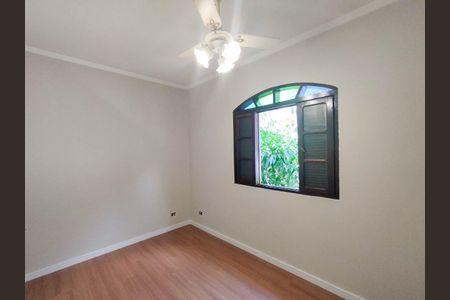 Casa à venda com 169m², 3 quartos e 2 vagas Casa à venda com 169m², 3 quartos e 2 vagasQuarto 3