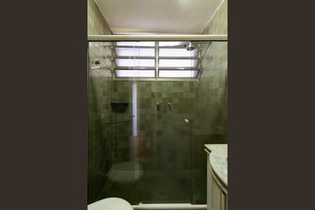 Apartamento para alugar com 81m², 2 quartos e 1 vaga Apartamento para alugar com 81m², 2 quartos e 1 vagaBanheiro social