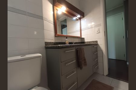 Apartamento à venda com 134m², 4 quartos e 2 vagasBanheiro Social