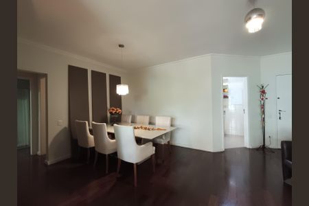 Apartamento à venda com 134m², 4 quartos e 2 vagasSala