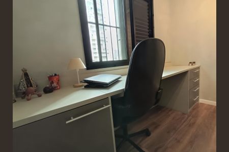 Apartamento à venda com 134m², 4 quartos e 2 vagasQuarto 1