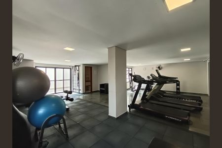 Apartamento à venda com 134m², 4 quartos e 2 vagasÁrea comum - Academia