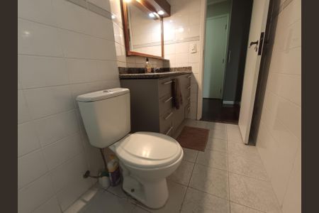 Apartamento à venda com 134m², 4 quartos e 2 vagasBanheiro Social