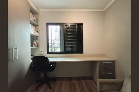 Apartamento à venda com 134m², 4 quartos e 2 vagasQuarto 3