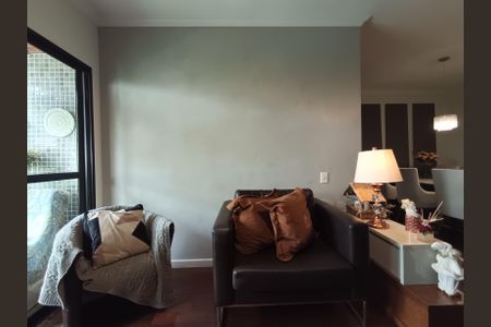 Apartamento à venda com 134m², 4 quartos e 2 vagasSala