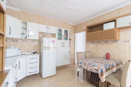 Casa à venda com 177m², 2 quartos e 3 vagas Casa à venda com 177m², 2 quartos e 3 vagasCozinha