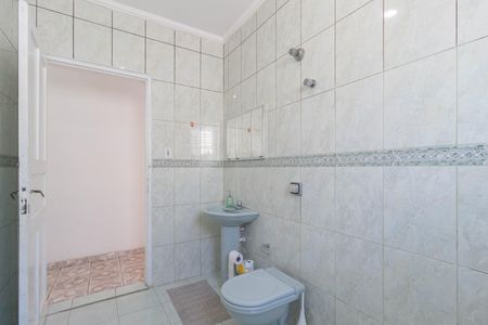 Casa à venda com 177m², 2 quartos e 3 vagas Casa à venda com 177m², 2 quartos e 3 vagasBanheiro