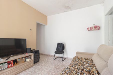 Casa à venda com 177m², 2 quartos e 3 vagas Casa à venda com 177m², 2 quartos e 3 vagasSala