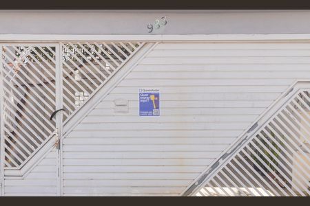 Casa à venda com 177m², 2 quartos e 3 vagas Casa à venda com 177m², 2 quartos e 3 vagasPlaquinha instalada