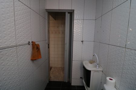 Casa à venda com 150m², 2 quartos e sem vagaBanheiro