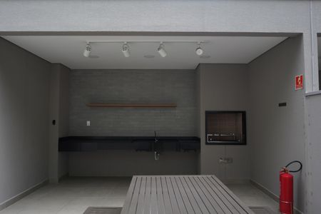 Apartamento à venda com 34m², 2 quartos e sem vagaÁrea comum