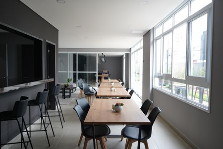 Apartamento à venda com 34m², 2 quartos e sem vagaÁrea comum