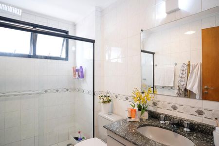 Apartamento à venda com 100m², 3 quartos e 1 vagaBanheiro da suíte