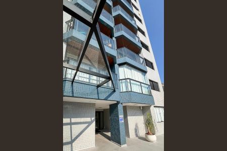 Apartamento à venda com 100m², 3 quartos e 1 vagaFachada + plaquinha