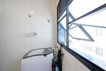 Apartamento à venda com 100m², 3 quartos e 1 vagaÁrea de serviço