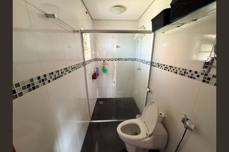 Casa para alugar com 123m², 2 quartos e 2 vagasBanheiro Social