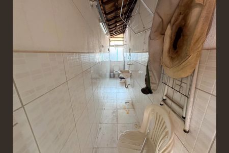 Casa para alugar com 123m², 2 quartos e 2 vagasCorredor externo