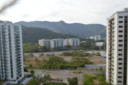 Apartamento à venda com 160m², 4 quartos e 3 vagas Apartamento à venda com 160m², 4 quartos e 3 vagasVista da Varanda