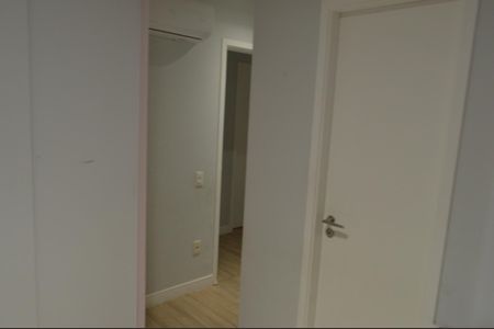 Apartamento à venda com 160m², 4 quartos e 3 vagas Apartamento à venda com 160m², 4 quartos e 3 vagasQuarto 1