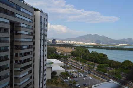 Apartamento à venda com 160m², 4 quartos e 3 vagas Apartamento à venda com 160m², 4 quartos e 3 vagasVista da Suíte 1