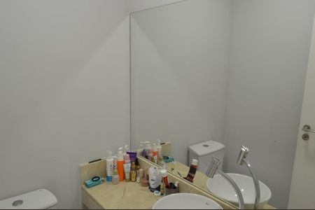 Apartamento à venda com 160m², 4 quartos e 3 vagas Apartamento à venda com 160m², 4 quartos e 3 vagasLavabo