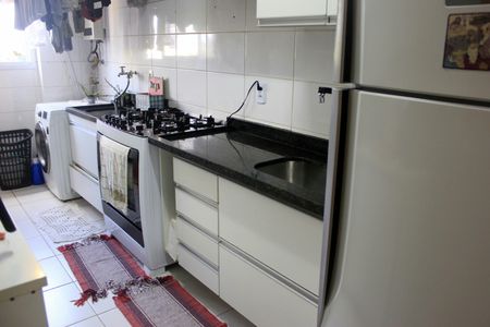 Apartamento à venda com 64m², 2 quartos e 1 vagaCozinha com área de serviço