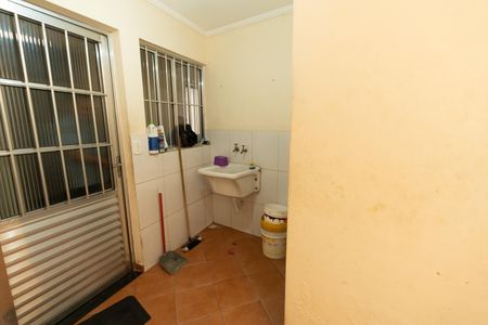 Casa à venda com 280m², 6 quartos e 3 vagas Casa à venda com 280m², 6 quartos e 3 vagasÁrea de Serviço