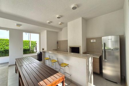 Apartamento à venda com 95m², 2 quartos e 2 vagas Apartamento à venda com 95m², 2 quartos e 2 vagasÁrea comum - Churrasqueira