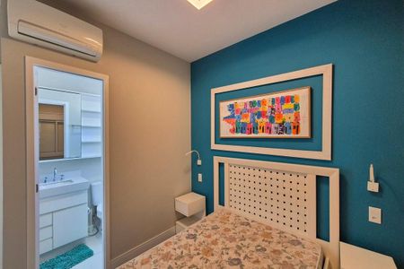 Apartamento à venda com 95m², 2 quartos e 2 vagas Apartamento à venda com 95m², 2 quartos e 2 vagasQuarto 2 - Suíte